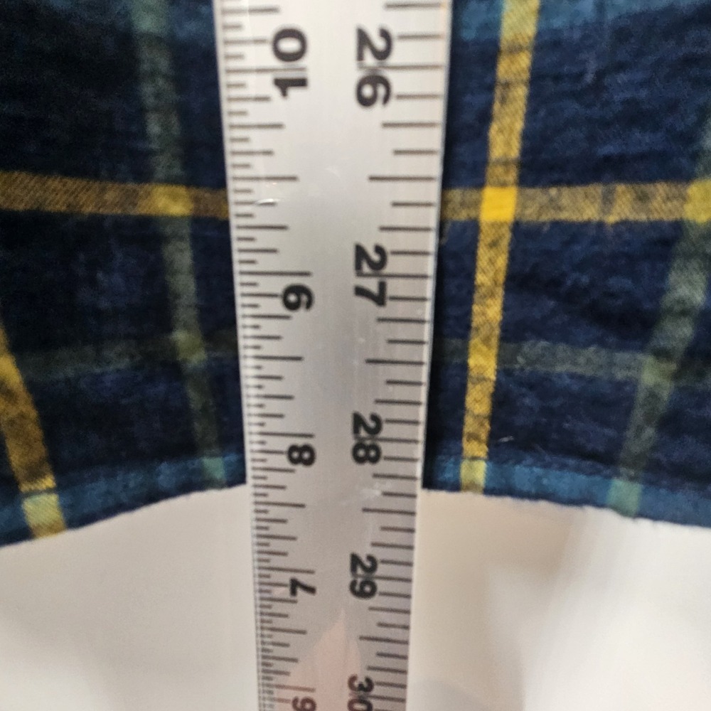 St.‎ John's Bay Outdoor Mens Small Long sleeve flannel shirt Plaid Pattern. - Picture 5 of 7